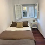 A Barca De Pedra
