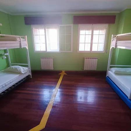 A Barca De Pedra Hostel *