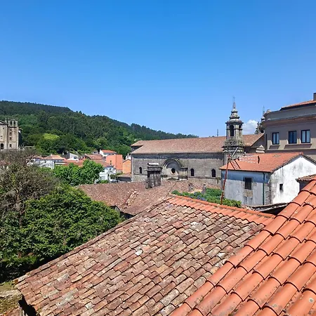 A Barca De Pedra Hostel Padrón