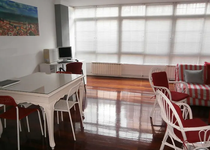 A Barca De Pedra Hostel Padrón