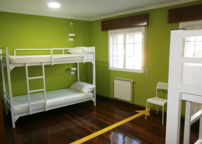 A Barca De Pedra Hostel Padrón